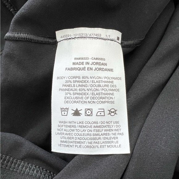 NIKE Women's Yoga Dri-FIT Luxe Cropped Tank Top - Picture 6 of 8